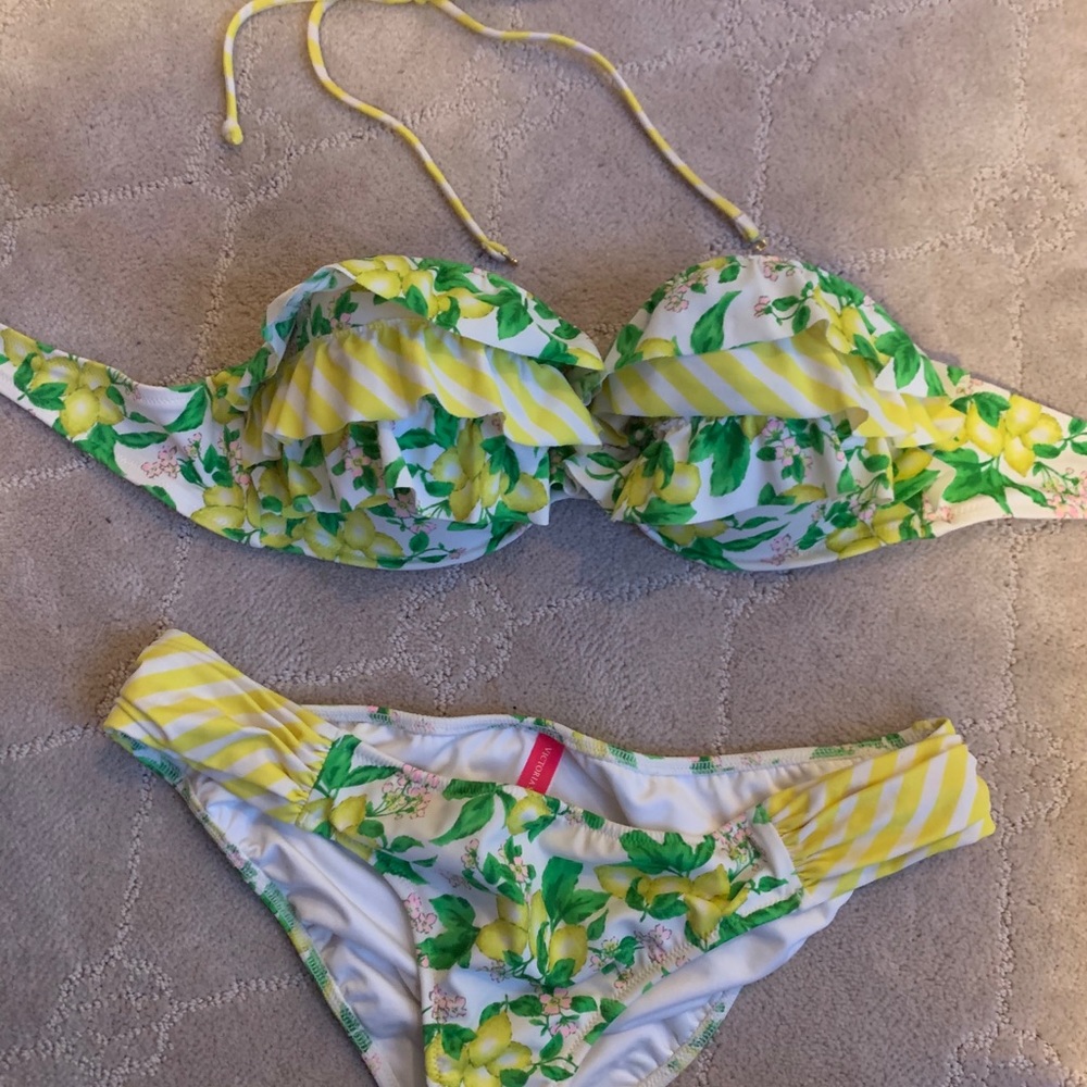 Bikini - top 34C bottom M